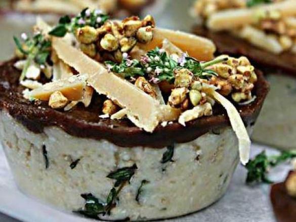 Raw Caramel Dark & Salty Thyme Tarts (Loving Earth adapted)