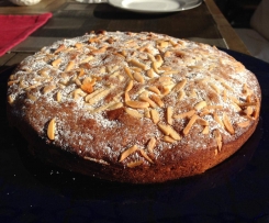 Raspberry, Almond and Chocolate Cake