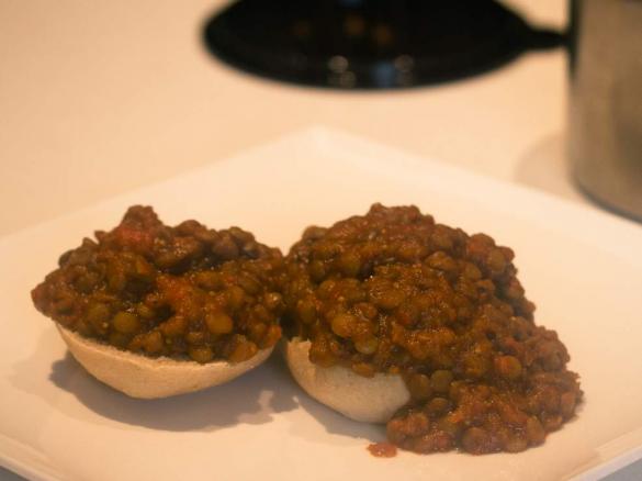 Sloppy joes with lentils