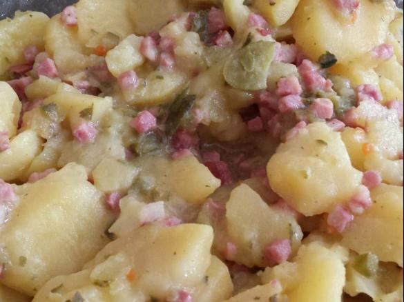 German potato salad (Kartoffelsalat)
