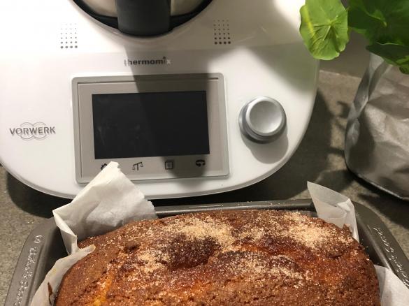 Shirl's Cinnamon Tea Cake