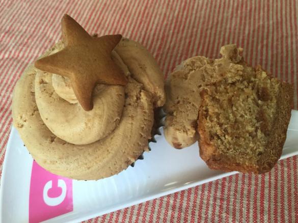 Gingerbread & Cream Cup Cakes