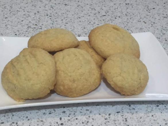 Spicy cheese biscuits