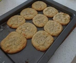 White Chocolate & Peanut Butter Cookies