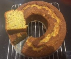 CARDAMOM, YOGHURT AND PISTACHIO CAKE