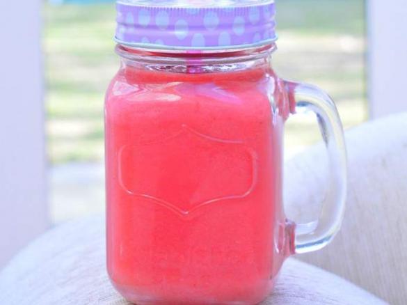 Mango Raspberry & Coconut Smoothie