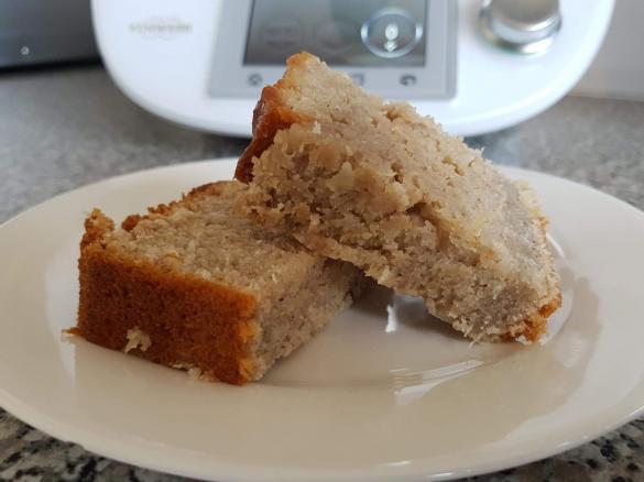 Banana, Pineapple and Macadamia Cake