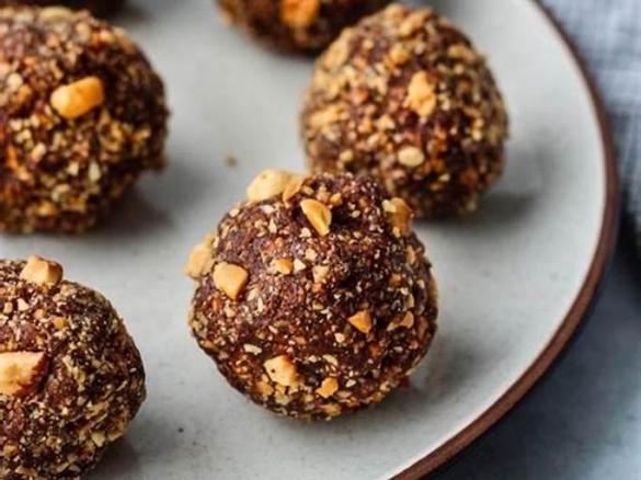 Caramel Crunch Bliss Balls