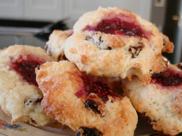  Raspberry Sugar Buns