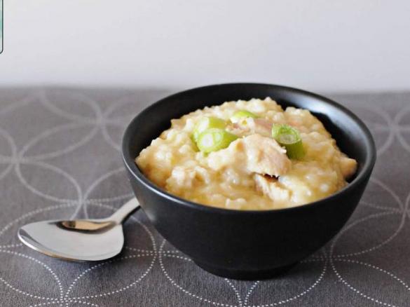 Lugaw (Filipino rice porridge)