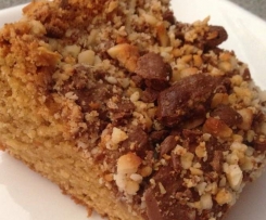 Hazelnut & Chocolate Chip Slice