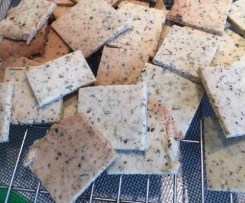 Easy 5 Ingredient Paleo Herb Crackers
