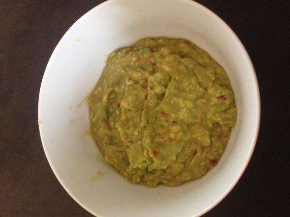Easy Avocado and Sweet chilli dip