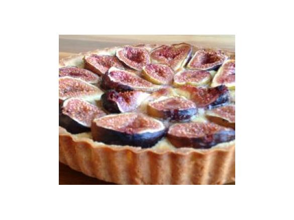 Figs and almond tart