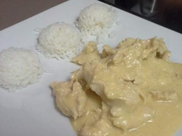 CHICKEN IN ORANGE SAUCE