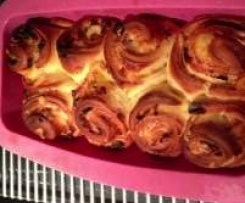 Caramelised Onion and Cheese Pull Apart/Scrolls
