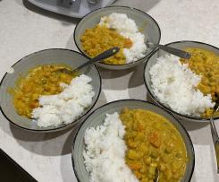 Simple Vegan Chickpea (Coconut) Curry