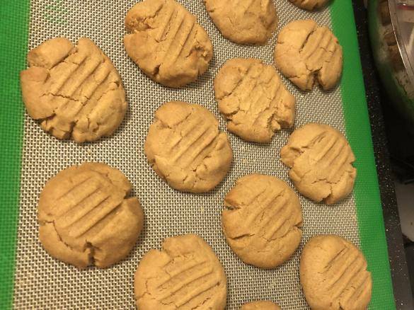 Peanut butter short bread