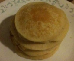 Apple, Oat and Macadamia Pancakes