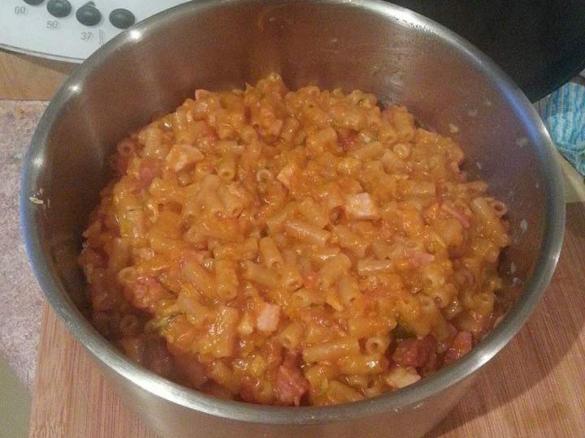 Chorizo and hidden vegetable pasta