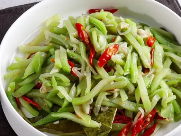 Sauteed Siamese Gourd by @levi_nathania