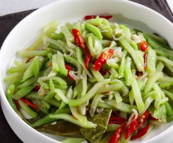 Sauteed Siamese Gourd by @levi_nathania