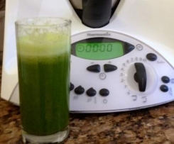 Lemon and Parsley juice with a super twist