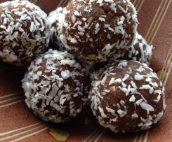 Healthy yummy Choc date balls