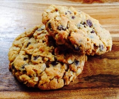 Peanut butter choc chip oat cookies