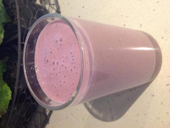Banana and Raspberry Power Smoothie