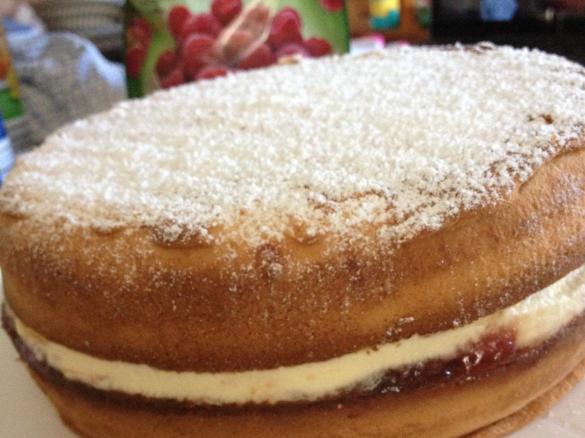 Nanna's Prizewinning Sponge Cake