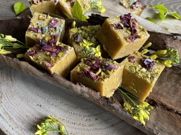 Besan Ki Burfi