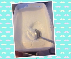 Thick and Creamy Yoghurt