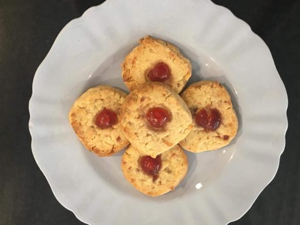 Cherry and Macadamia shortbread 