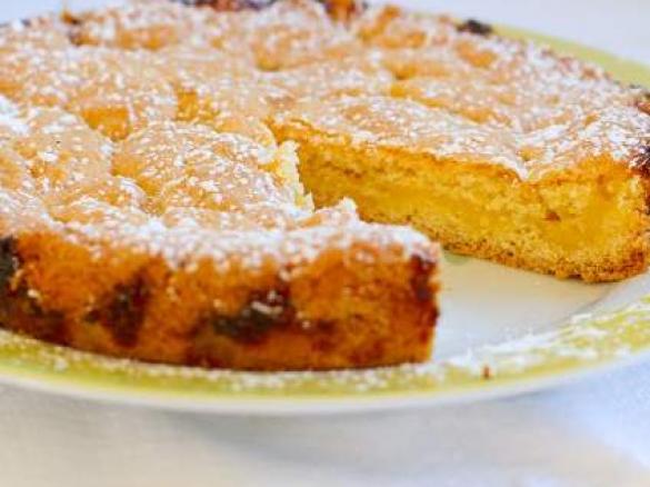 Edna's Lemon Curd Teacake