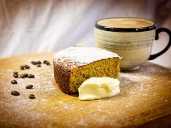 Orange and almond cake (gf and df) 