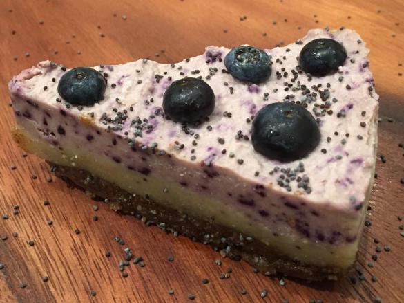 Blueberry and lemon cheesecake