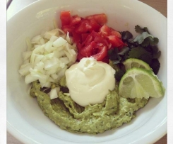 Guacamole with Simple Mexican Salsa