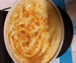 Hunters Curry Cottage Pie (with cherry tomatoes)