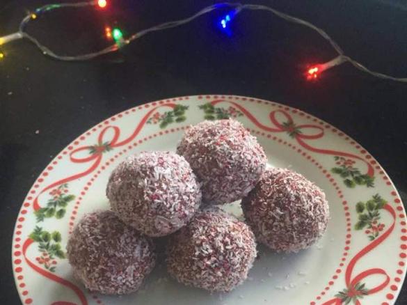 Christmas Cherry Ripe Balls 