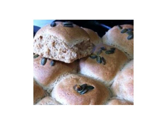 Spelt Bread Rolls - Light, vegan and delicious!