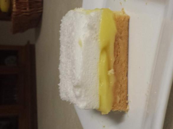 Lemon marshmallow slice