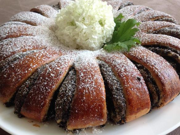 Hungarian Poppy Seed Cake