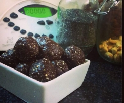 Choc chia balls 