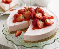 Baked Strawberry Cheesecake