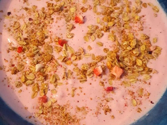 Pink Smoothie Bowl