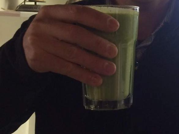 Tropical Green Smoothie