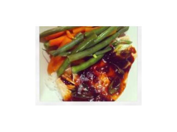 Steamed Salmon with Garlic and Ginger (Ca Hap Toi Gung) (Fructose Friendly)