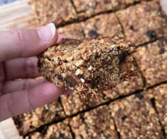 The BEST Granola Bars