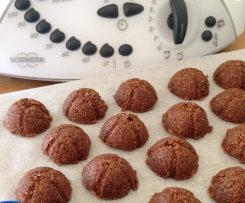 Raw Chocolate Macaroons